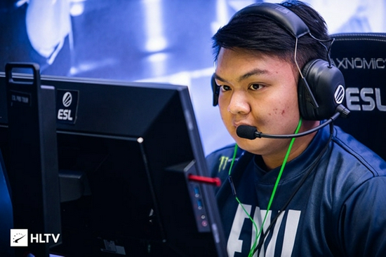 99元电竞鼠标评测：轻量化设计带来的极致体验